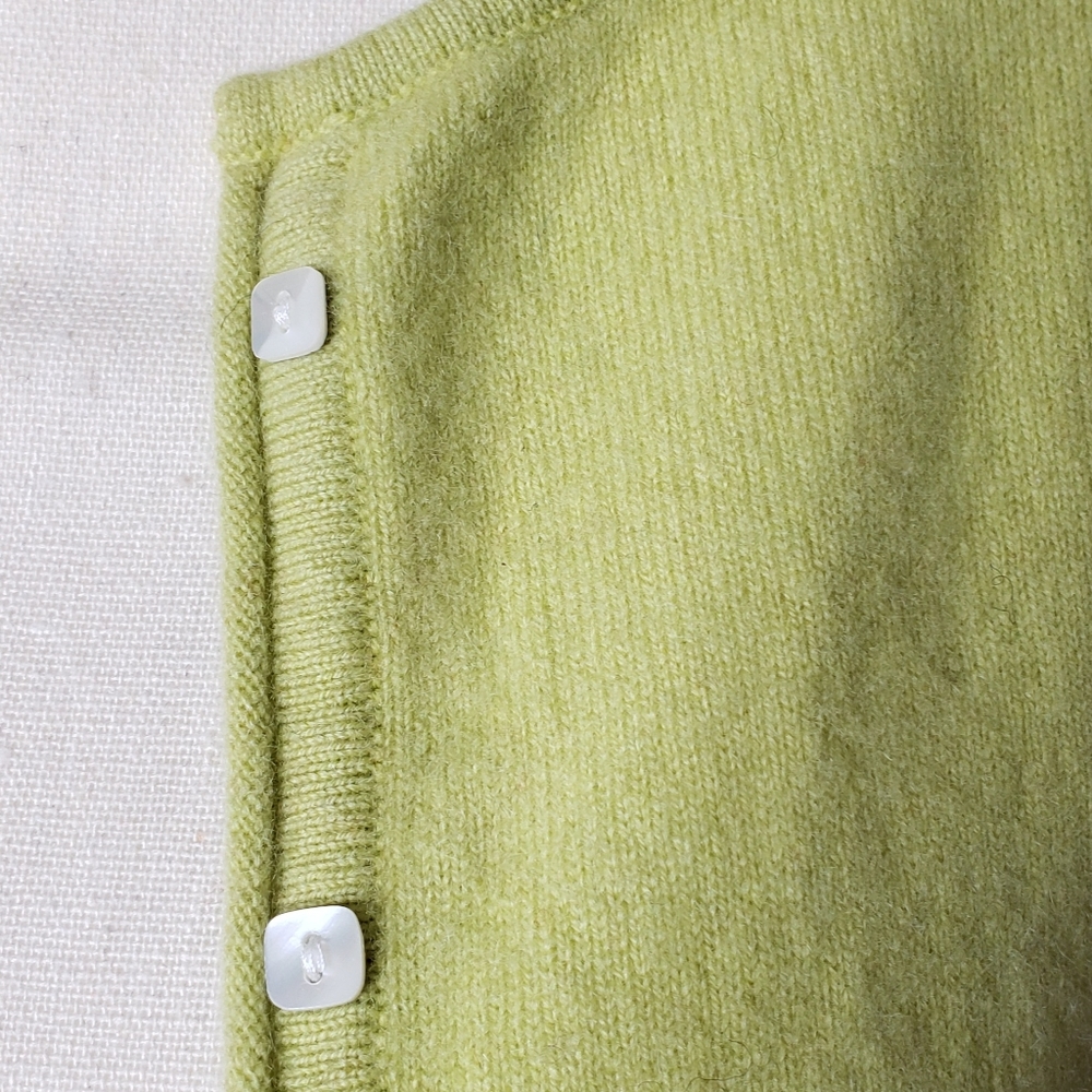 Vintage Sweater Cardigan Small Cashmere Marshall Fields Green Crewneck - Picture 3 of 15